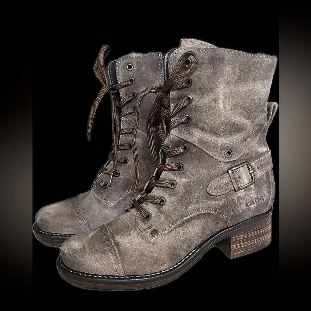 NWT in Box Taos Crave Distressed Leather Combat Boot Smoke Rugged size 38